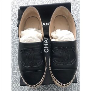 🖤Authentic Chanel Lambskin espadrille